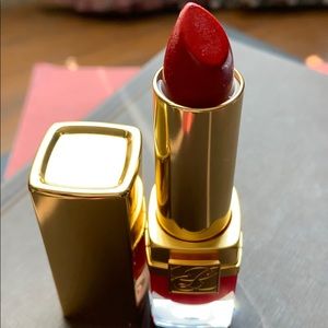 Estée Lauder Pure Color Lipstick 💄 Classic Red